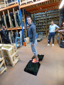 ADA en visite chez VSF - La remise des maillots Newsletter Octobre 2018 - VSF Vitro Service France