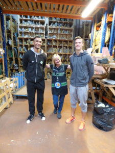 ADA en visite chez VSF - La remise des maillots Newsletter Octobre 2018 - VSF Vitro Service France